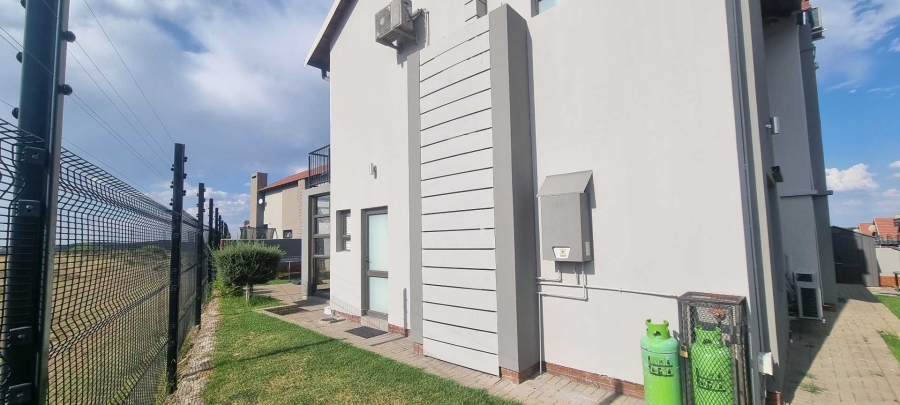 4 Bedroom Property for Sale in Wild Olive Estate Free State